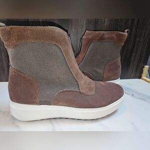 Naturalizer Tisha Boots Size 8